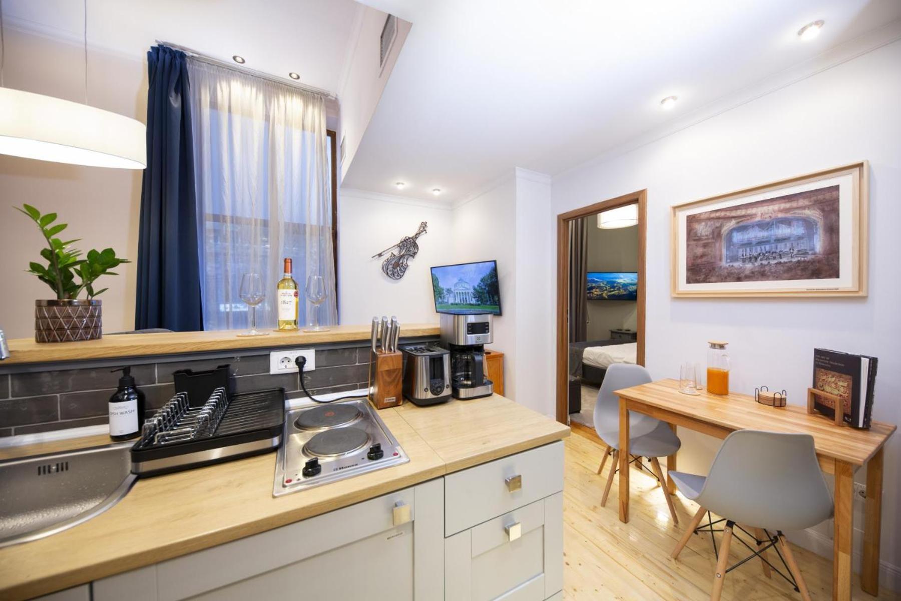 Athenaeum Spacious& Cozy 1Br Prime Location W Balcony บูคาเรสต์ ภายนอก รูปภาพ
